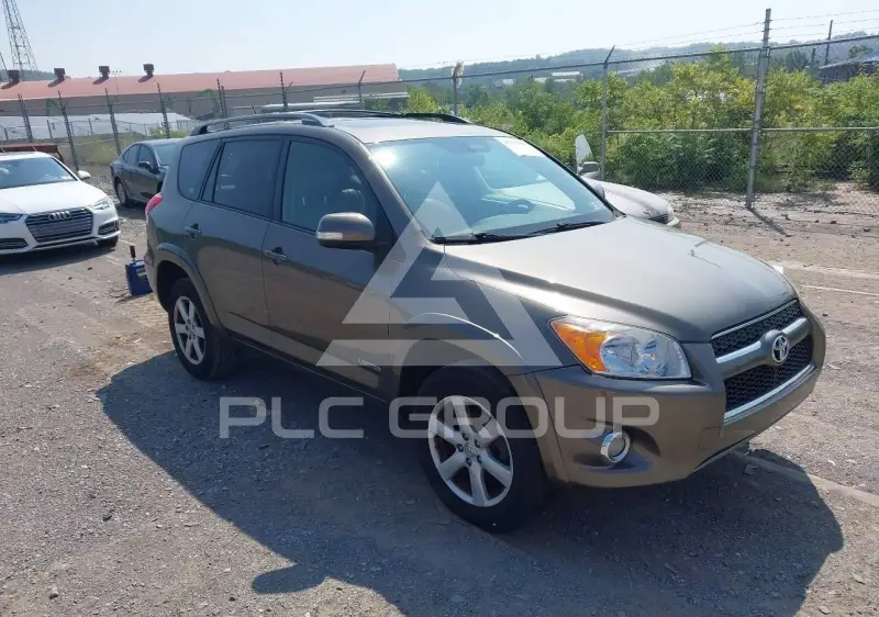 2012 Toyota RAV4 photo
