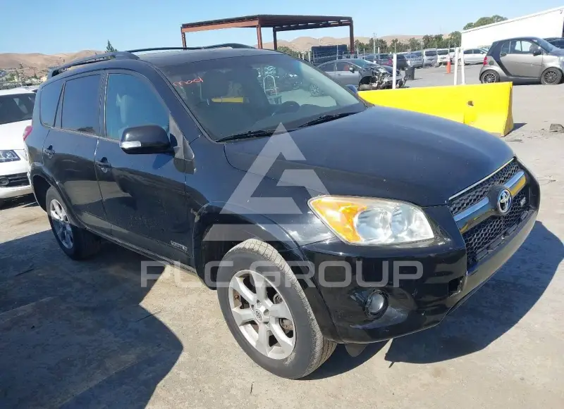 2012 Toyota RAV4 photo