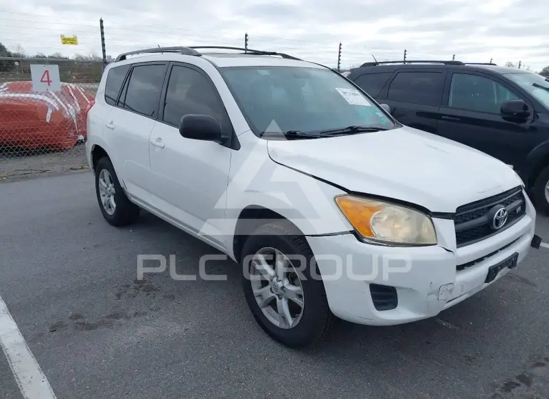 2012 Toyota RAV4 фото
