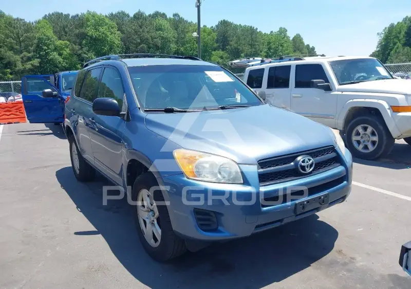 2012 Toyota RAV4 фото