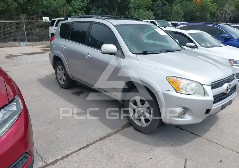 2012 Toyota RAV4 photo
