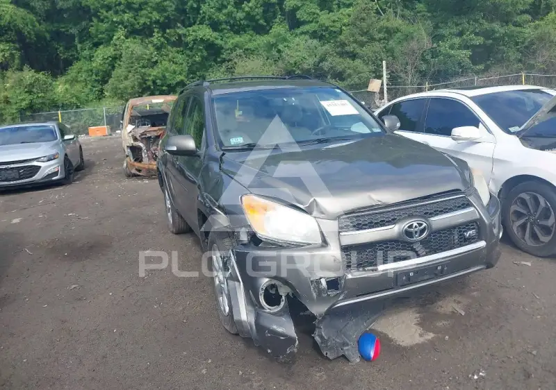 2012 Toyota RAV4 фото
