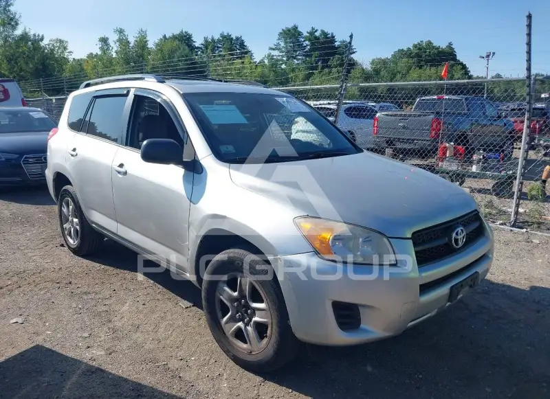 2012 Toyota RAV4 фото