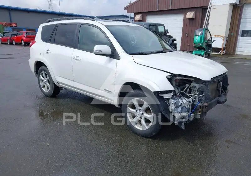 2012 Toyota RAV4 фото