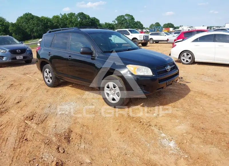 2012 Toyota RAV4 photo