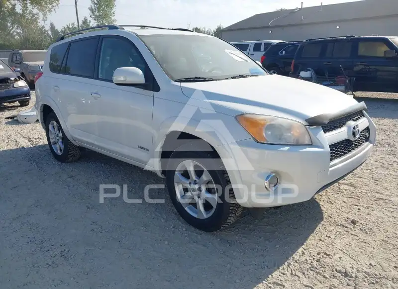 2012 Toyota RAV4 photo