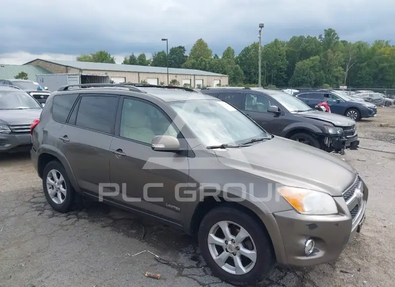 2012 Toyota RAV4 фото
