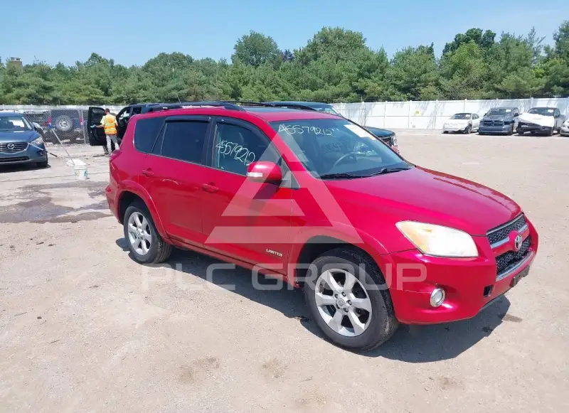 2012 Toyota RAV4 фото