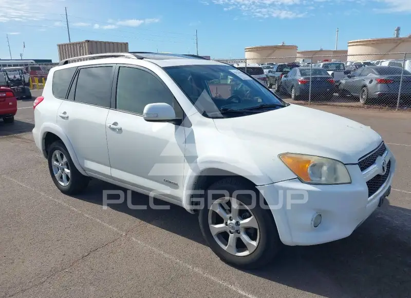 2012 Toyota RAV4 фото