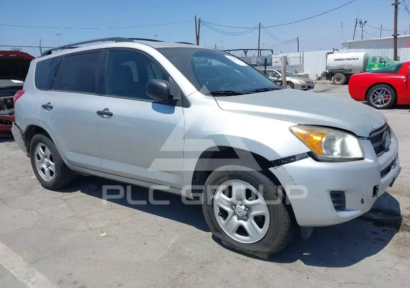 2012 Toyota RAV4 photo