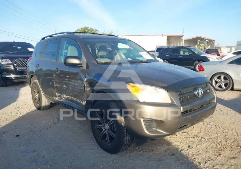 2012 Toyota RAV4 фото