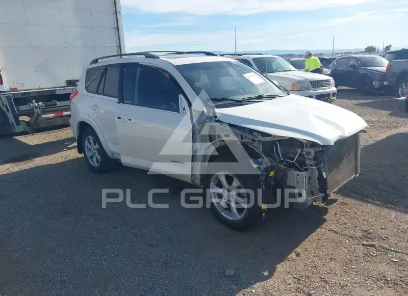 2012 Toyota RAV4 photo