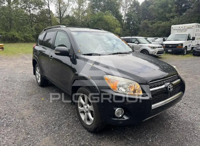 2012 Toyota RAV4 фото