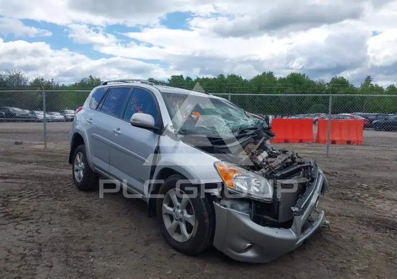2012 Toyota RAV4 фото