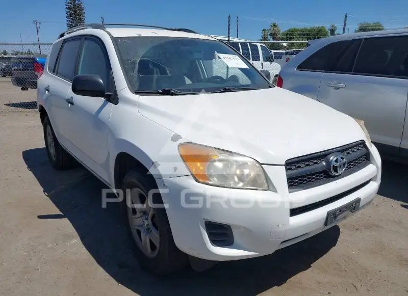 2012 Toyota RAV4 фото
