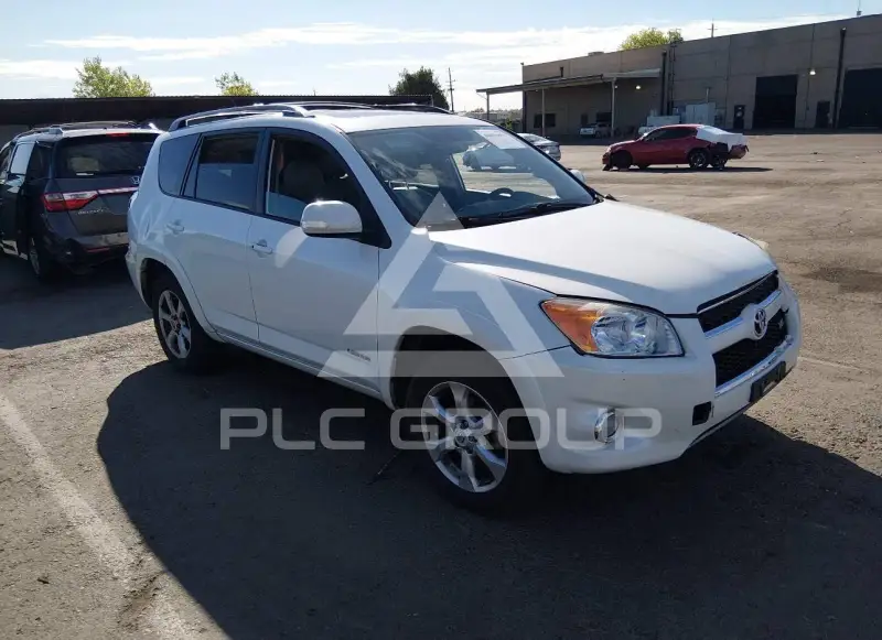 2012 Toyota RAV4 фото