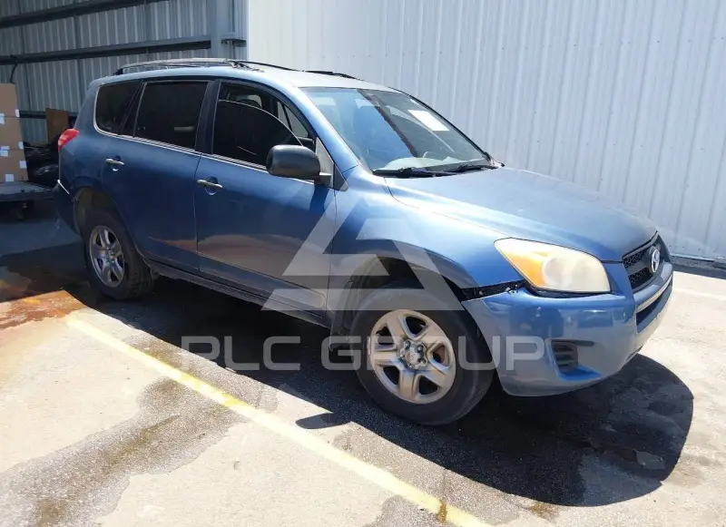 2012 Toyota RAV4 фото