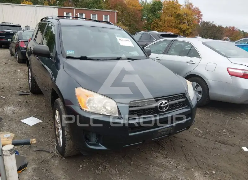 2012 Toyota RAV4 фото