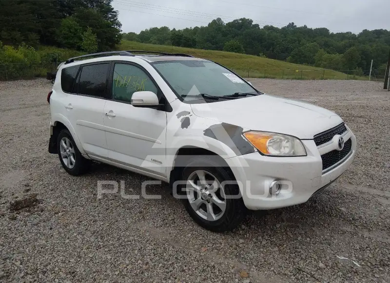 2012 Toyota RAV4 photo