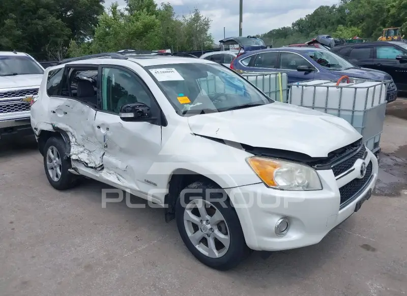 2012 Toyota RAV4 фото