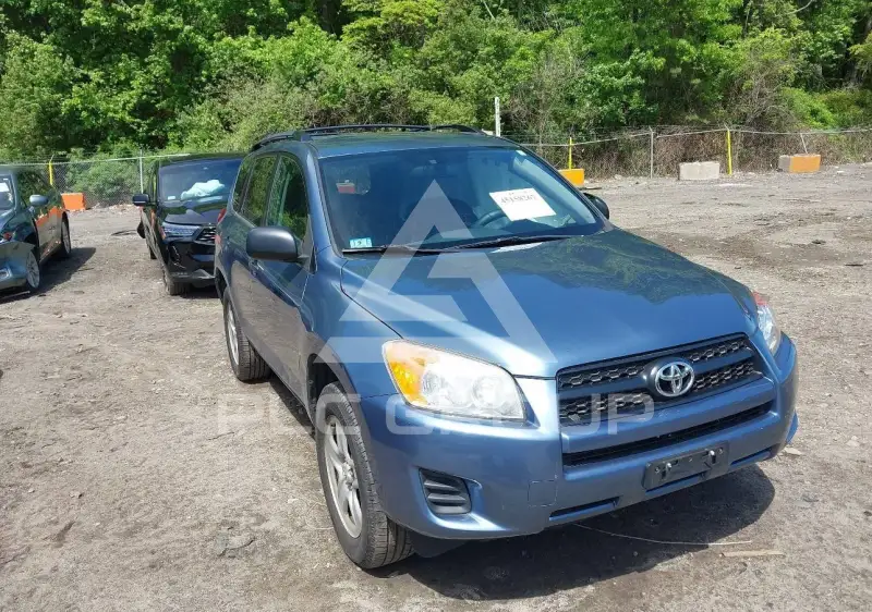 2012 Toyota RAV4 фото