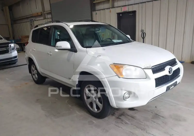 2012 Toyota RAV4 фото