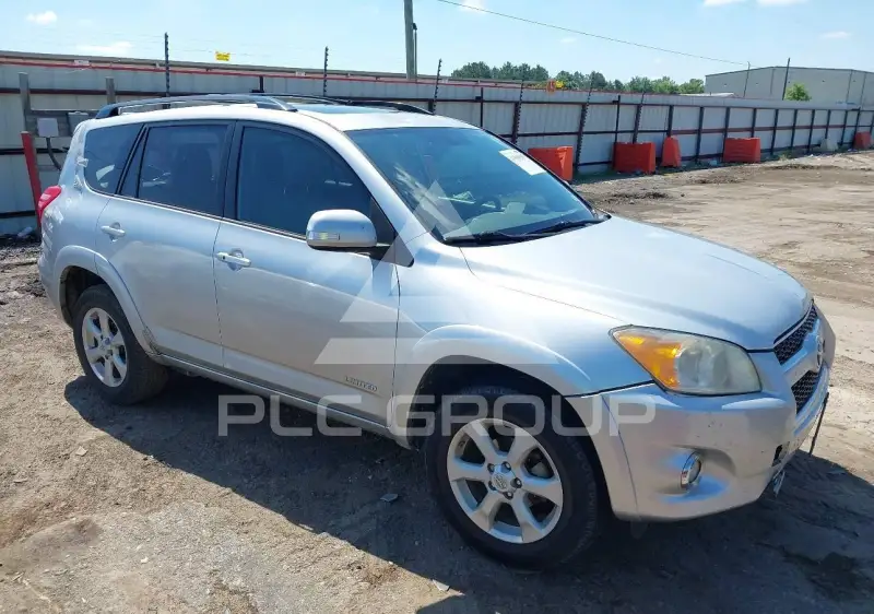 2012 Toyota RAV4 фото