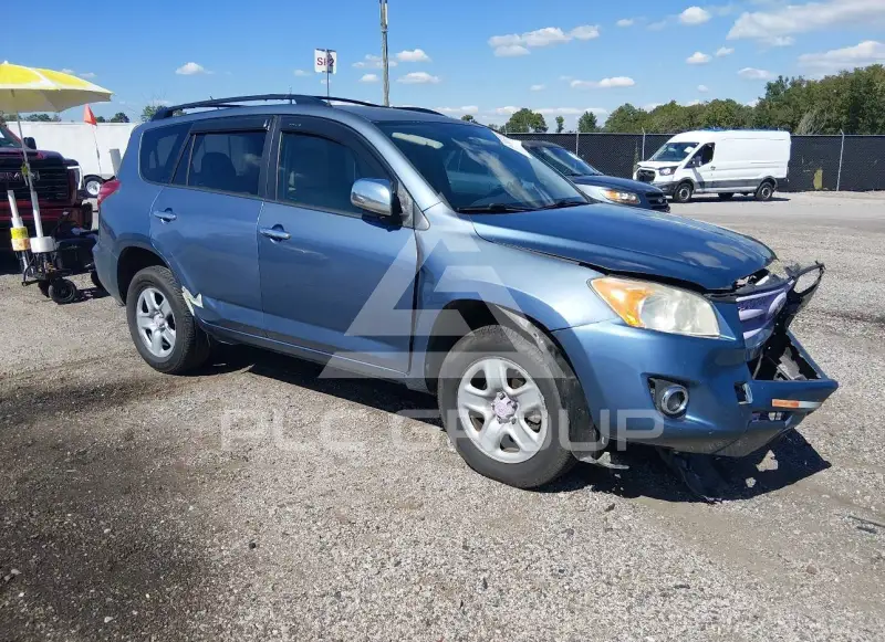 2012 Toyota RAV4 photo