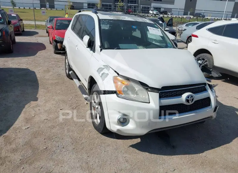 2012 Toyota RAV4 фото