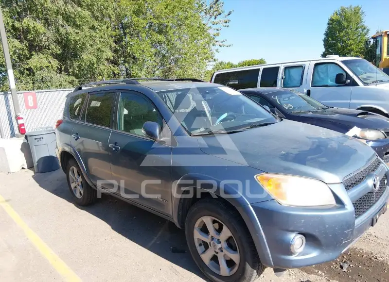2012 Toyota RAV4 фото