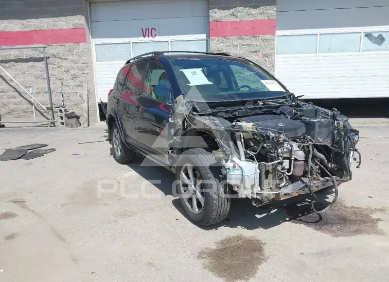 2012 Toyota RAV4 фото