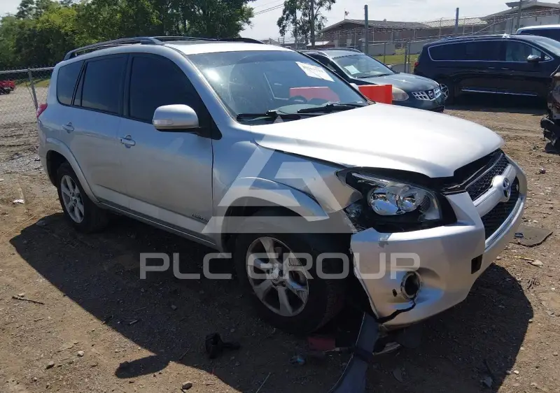2012 Toyota RAV4 фото