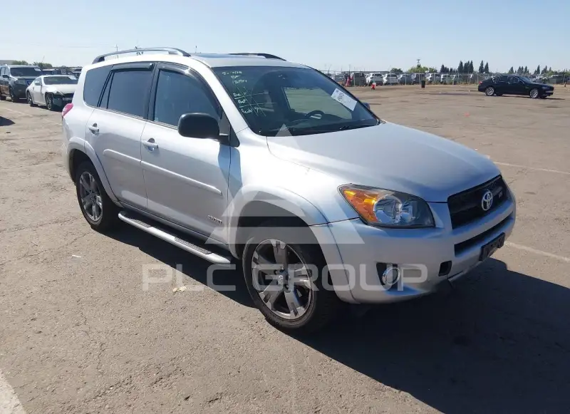 2012 Toyota RAV4 фото