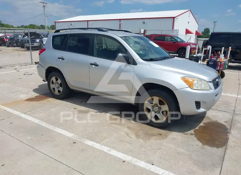 2012 Toyota RAV4 фото