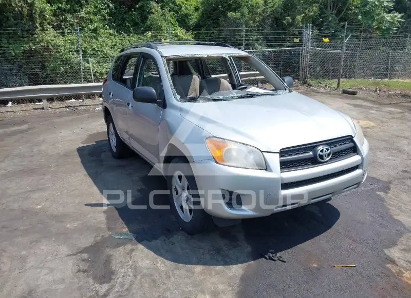 2012 Toyota RAV4 фото