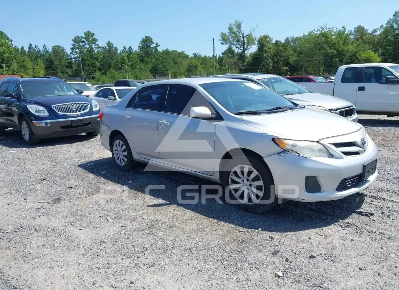 2012 Toyota COROLLA фото