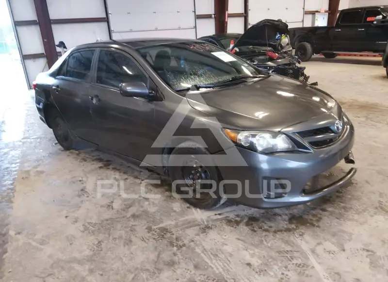 2012 Toyota COROLLA фото