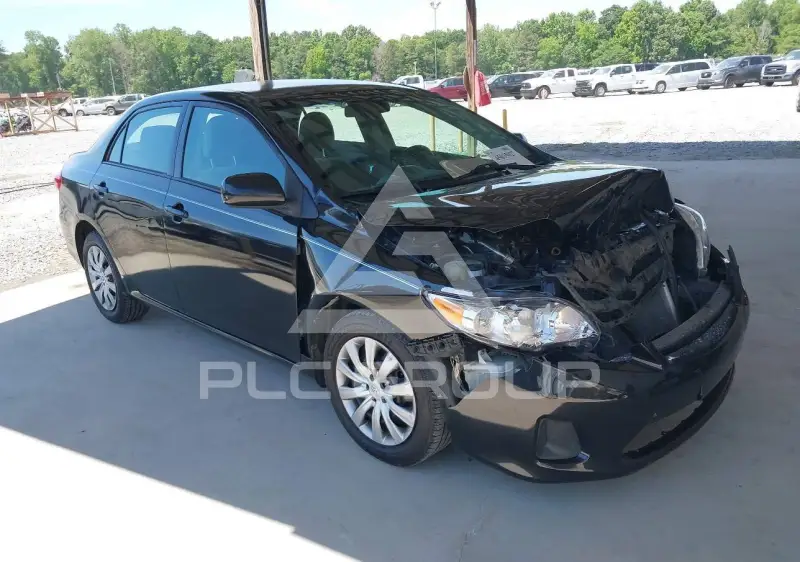 2012 Toyota COROLLA фото