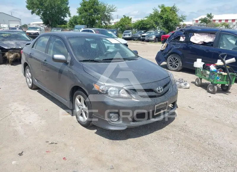 2012 Toyota COROLLA photo