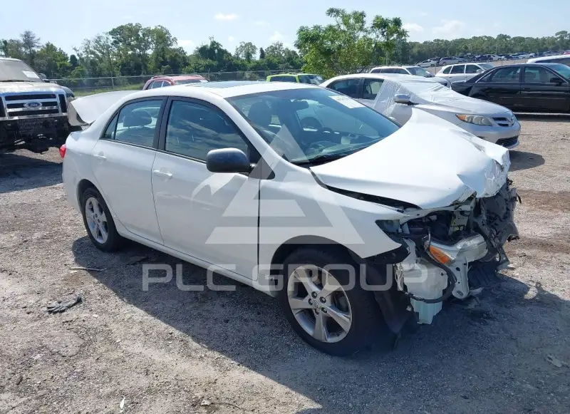 2012 Toyota COROLLA фото