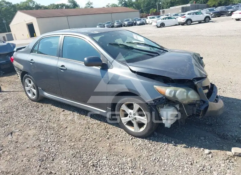 2012 Toyota COROLLA фото