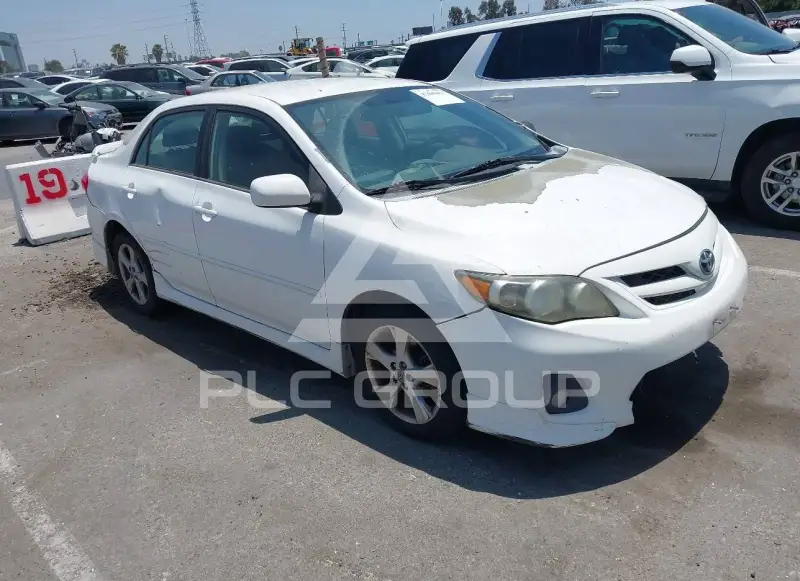 2012 Toyota COROLLA фото