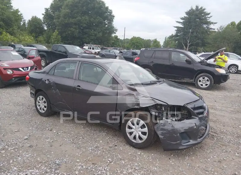 2012 Toyota COROLLA фото
