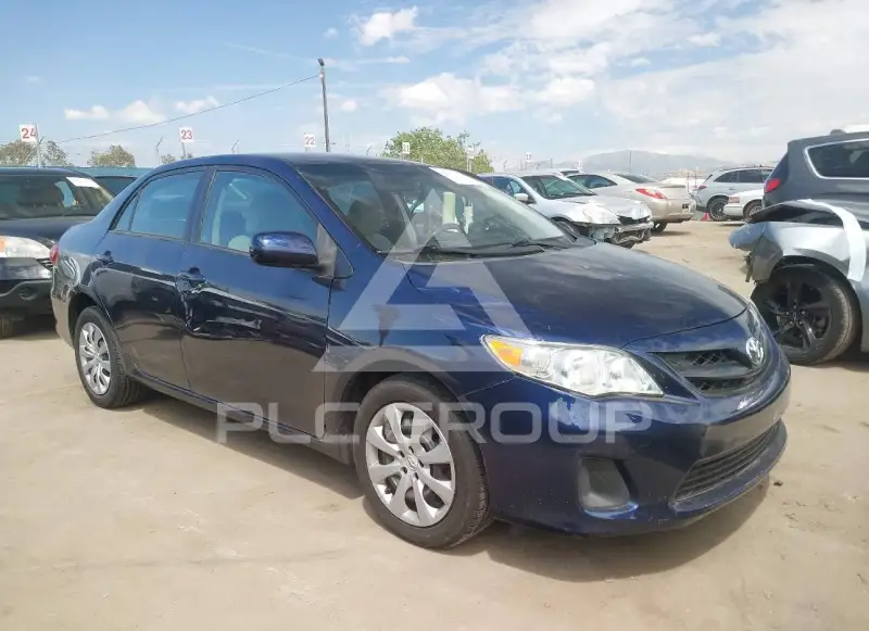 2012 Toyota COROLLA фото