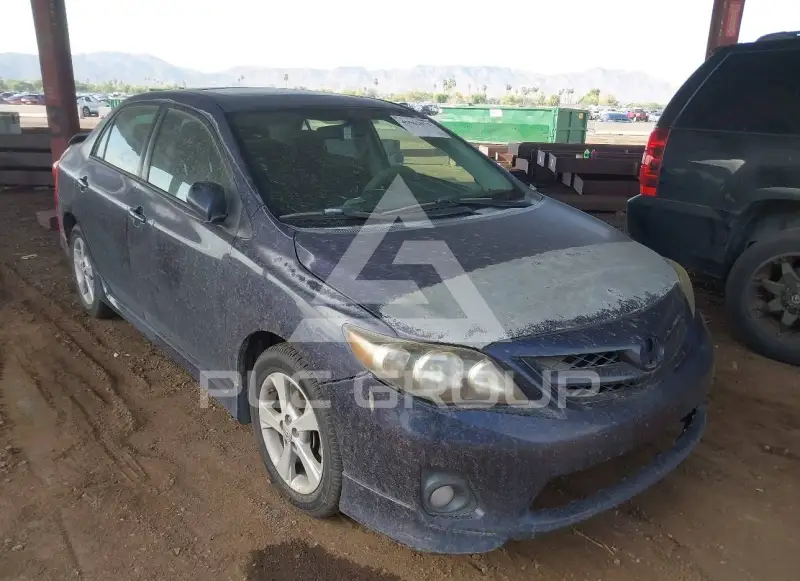2012 Toyota COROLLA фото