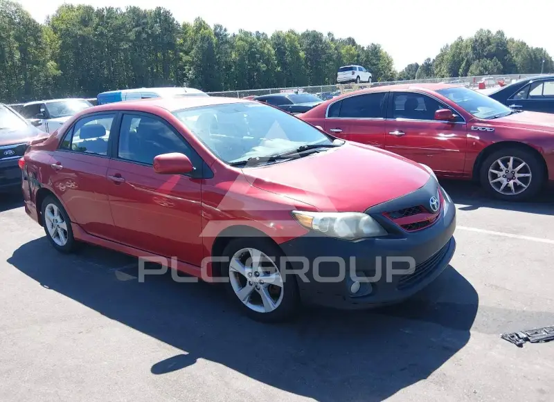 2012 Toyota COROLLA фото