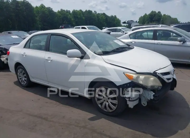 2012 Toyota COROLLA фото