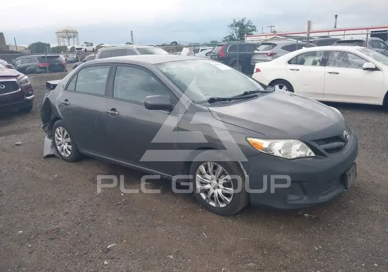 2012 Toyota COROLLA фото