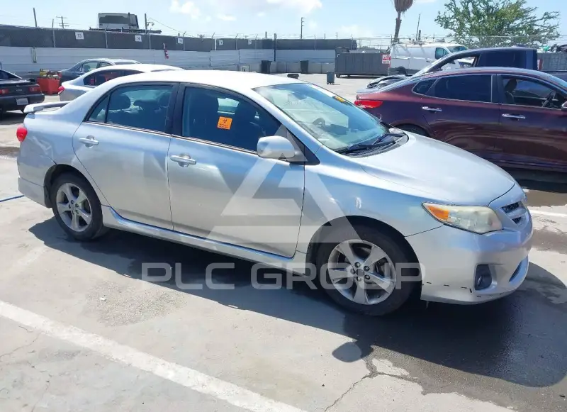 2012 Toyota COROLLA фото
