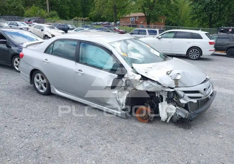 2012 Toyota COROLLA фото